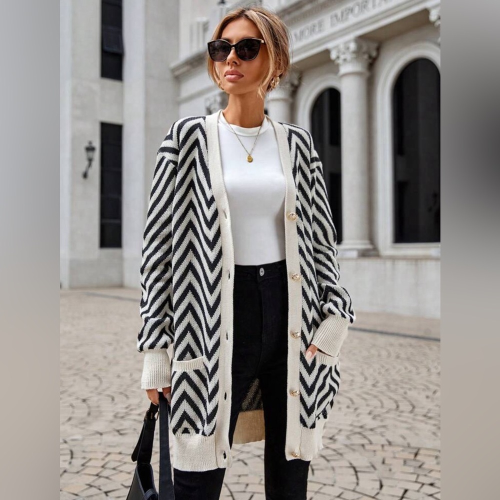 SHEIN Clasi Chevron Pattern Drop Shoulder Pocket Patched Cardigan SIZE M - NEW